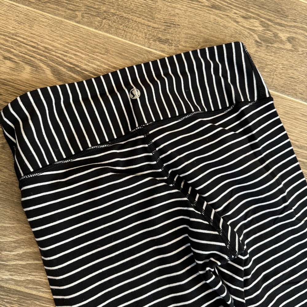 Lululemon Wunder Under Crop Parallel Stripe Black… - image 5